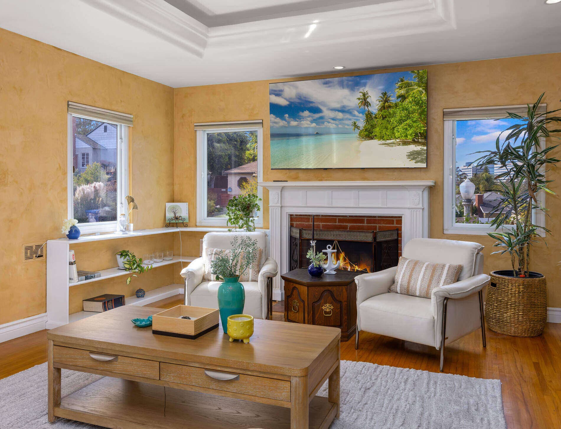 LAXStay luxury living room